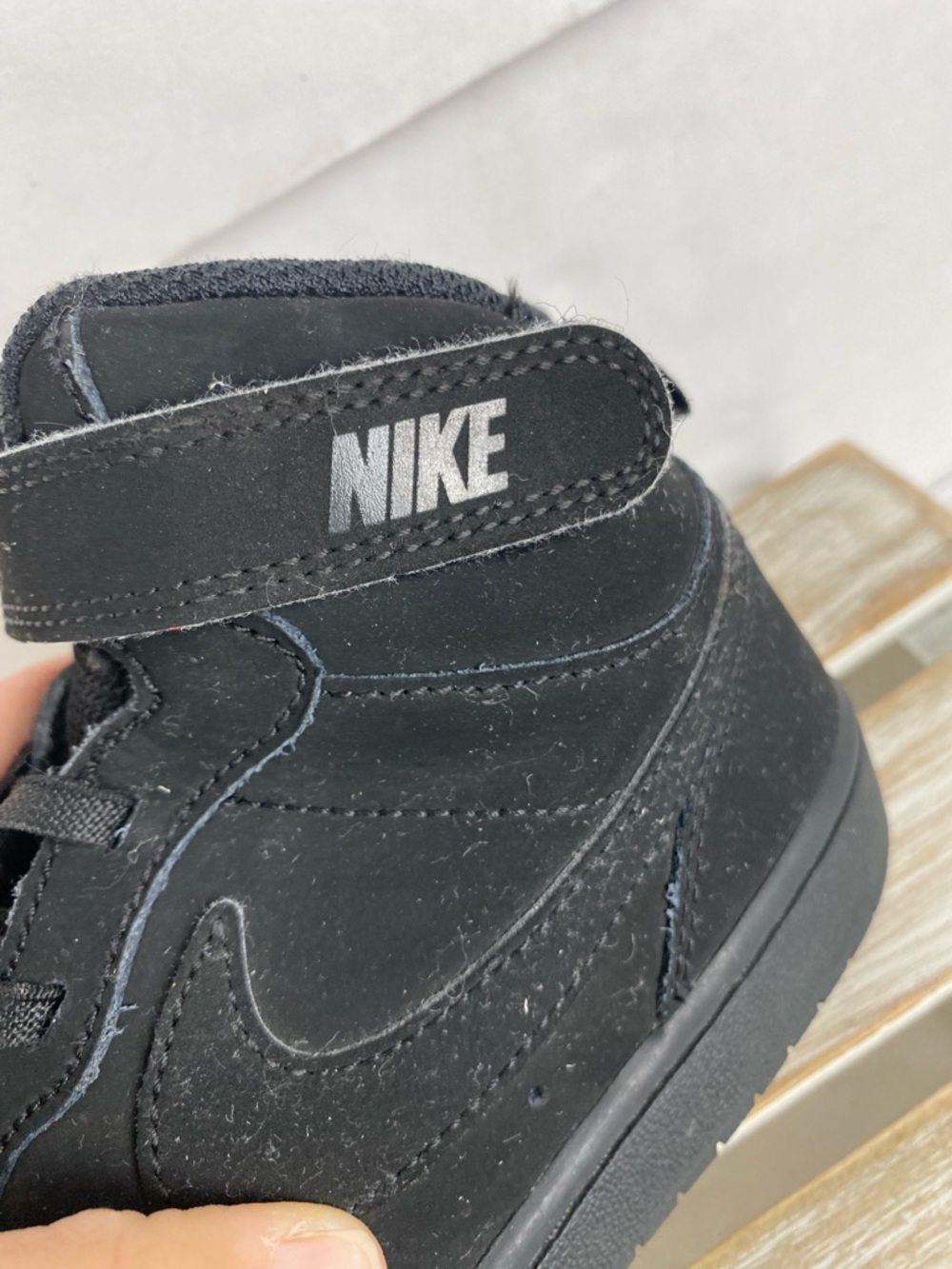 Nike kids Court borough Mid 2 athletic shoes sneakers size 1.5Y black colorway - Picture 5 of 12